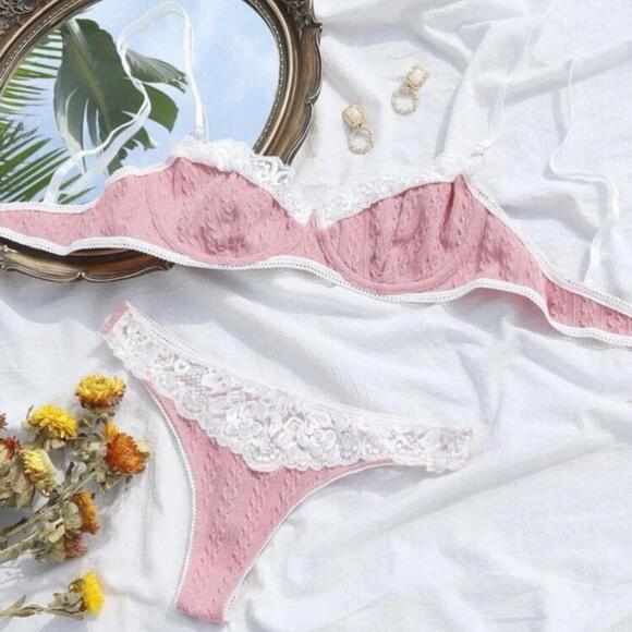 Inspire Other - NWOT LIGHT DUSTY BABY PINK | 32B | BRA ONLY | UNLINED UNDERWIRE CONTRAST LACE |